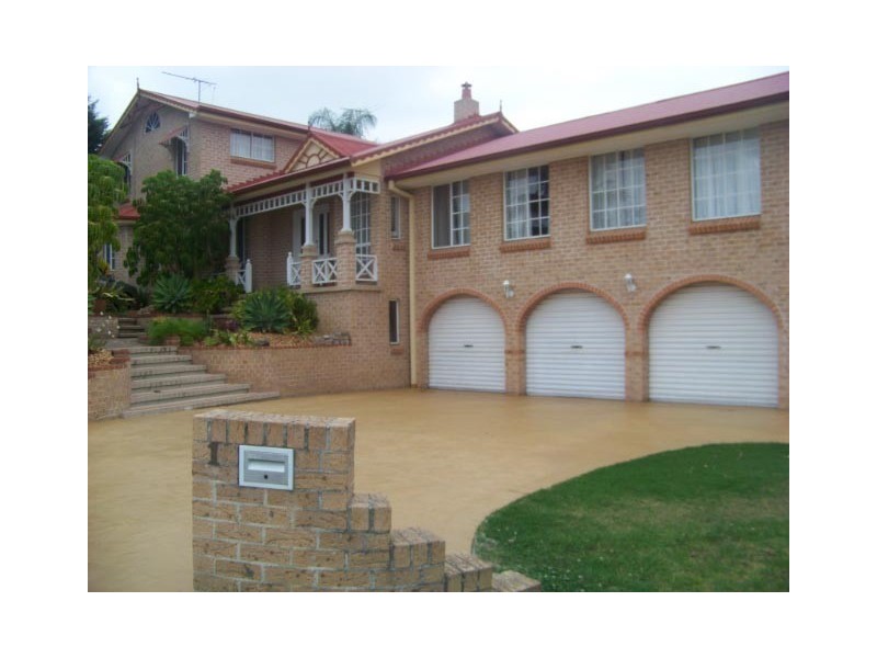 1 Ashfield Place, Glen Alpine NSW 2560