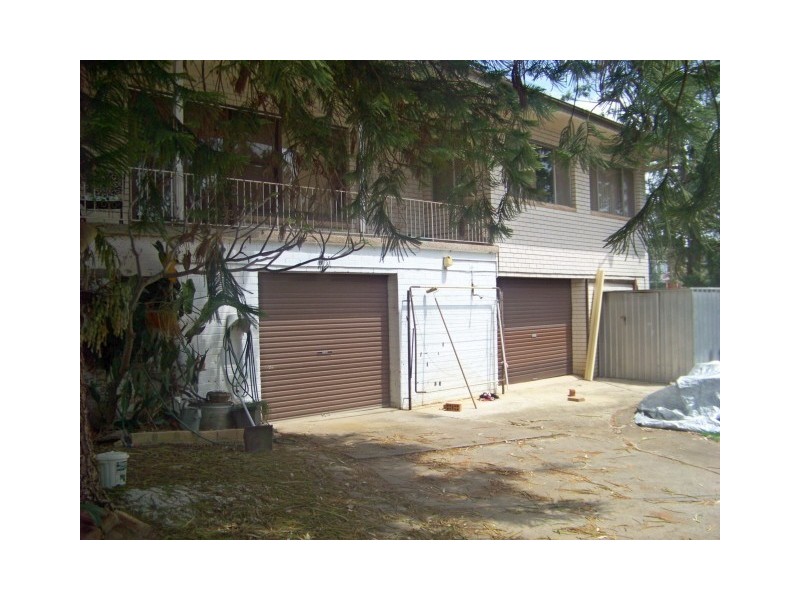 1 Rogers Place, Campbelltown NSW 2560
