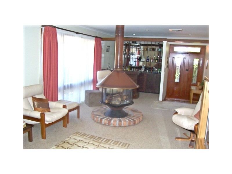 6 Clarissa Place, Ambarvale NSW 2560