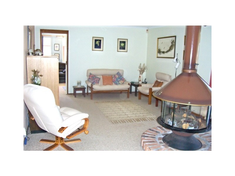 6 Clarissa Place, Ambarvale NSW 2560