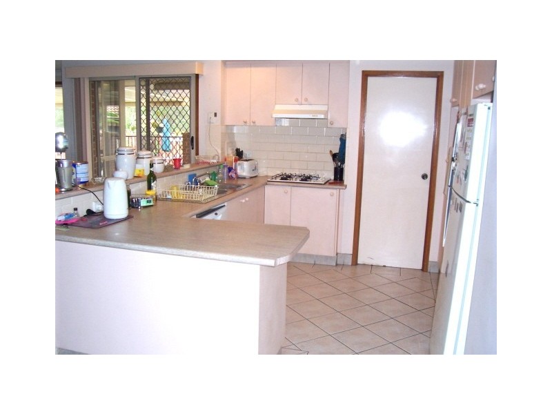 7 Moss Place, St Helens Park NSW 2560