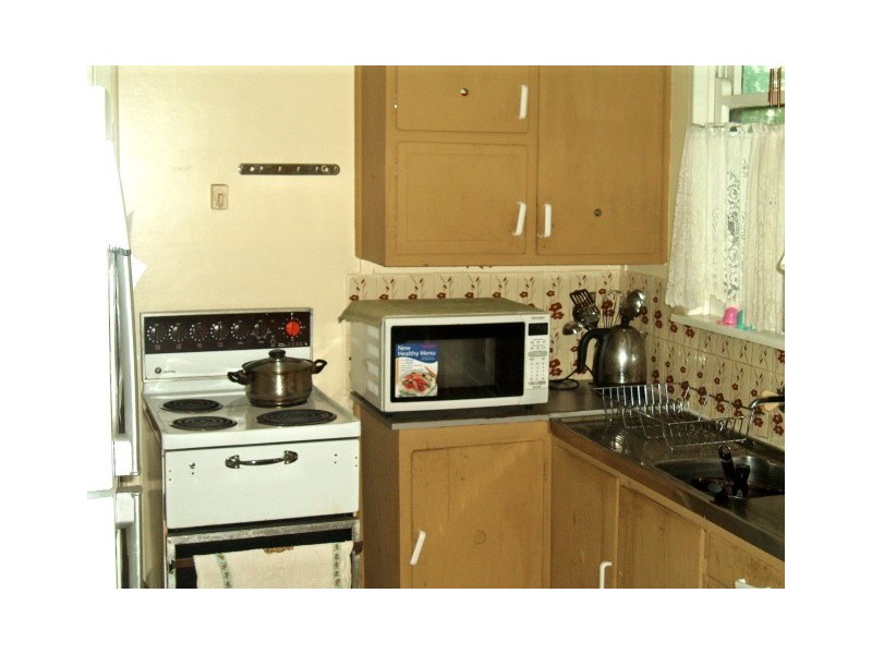 62 Chamberlain St, Campbelltown NSW 2560