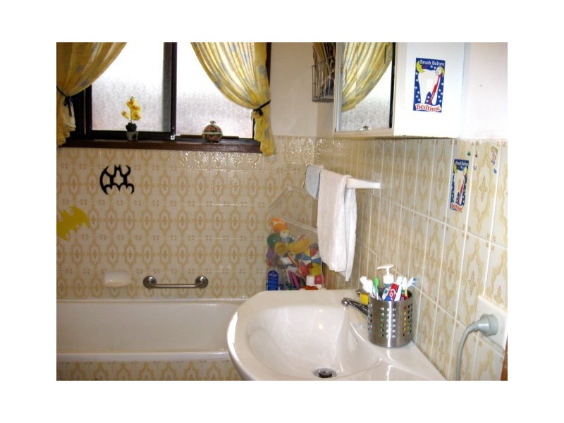 2/1A Barcoo Ave, Leumeah NSW 2560