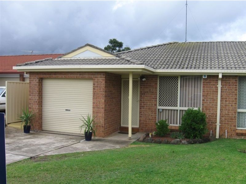 1/293 Copperfield Drive, Rosemeadow NSW 2560