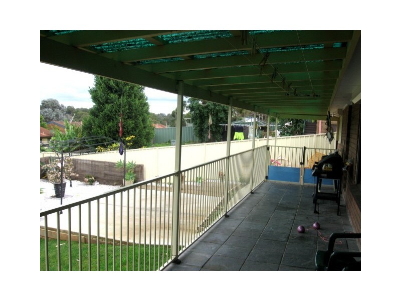 7 Lignite Place, Eagle Vale NSW 2558
