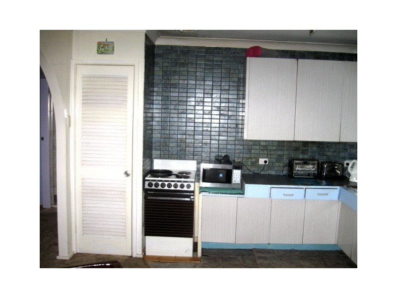 29 Lawson St, Campbelltown NSW 2560