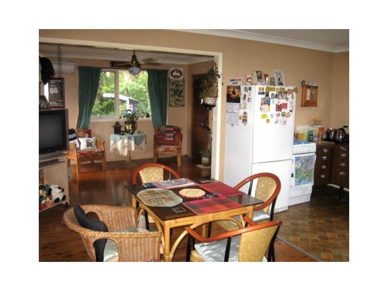 24 Barcoo Ave, Leumeah NSW 2560