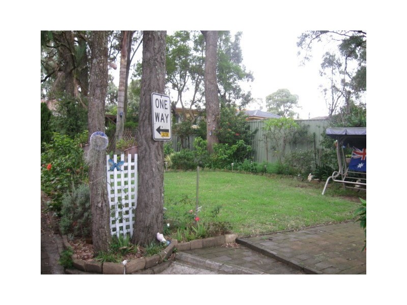 24 Barcoo Ave, Leumeah NSW 2560