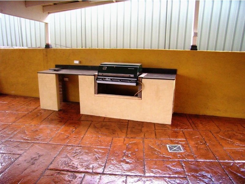 29 Sebastian Ave, Rosemeadow NSW 2560