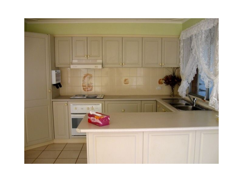 41 Akuna Avenue, Bradbury NSW 2560