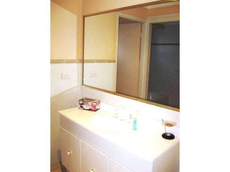 124 Leumeah Rd, Leumeah NSW 2560