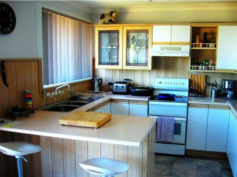 10 Flynn Cres, Leumeah NSW 2560