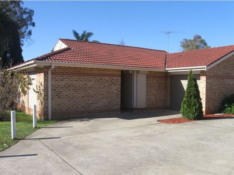 1/48-50 Minto Rd, Minto NSW 2566