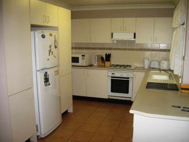 17 Gunn Road, St Helens Park NSW 2560