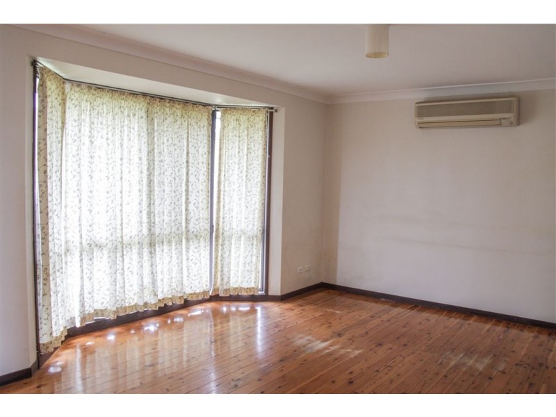 12 Neptune Street, Raby NSW 2566