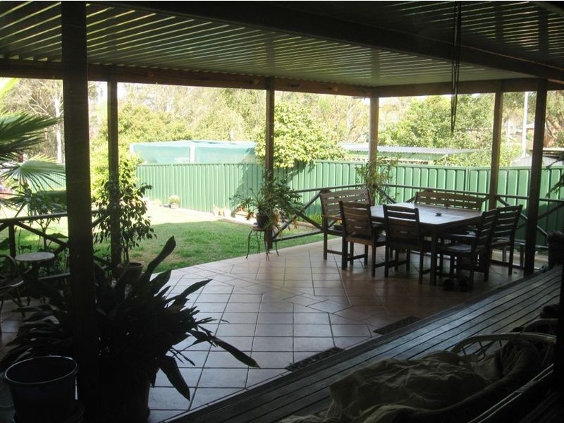 2 Gipps St, Bradbury NSW 2560