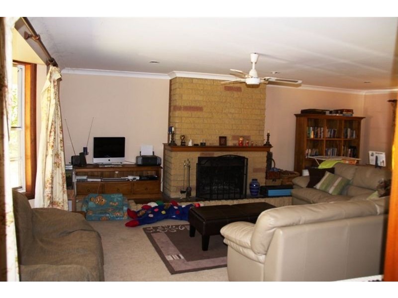 74 Blackburn Rd, Wedderburn NSW 2560