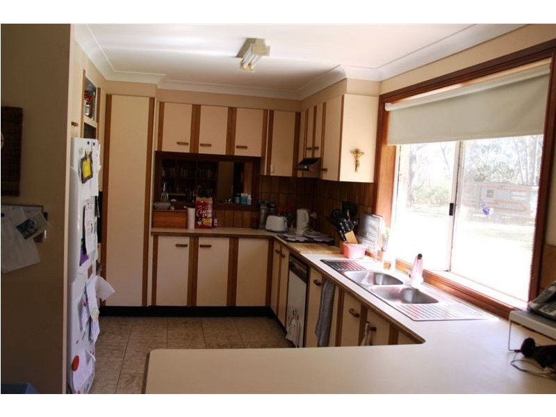 74 Blackburn Rd, Wedderburn NSW 2560