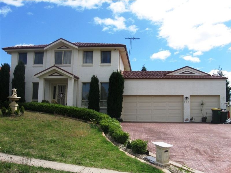 108 Englorie Park Dr, Glen Alpine NSW 2560