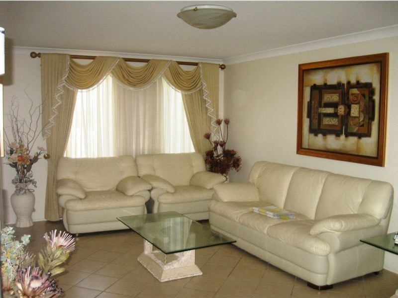 108 Englorie Park Dr, Glen Alpine NSW 2560