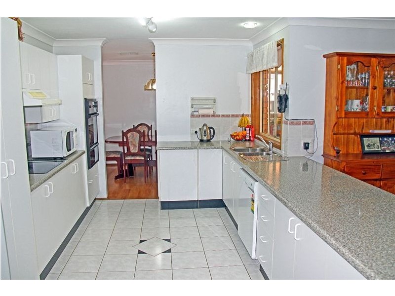 23 Francisco Cres, Rosemeadow NSW 2560