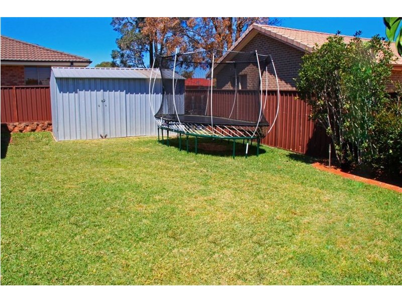 23 Francisco Cres, Rosemeadow NSW 2560