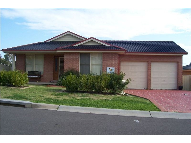 32 St Stephens Rd, Blair Athol NSW 2560