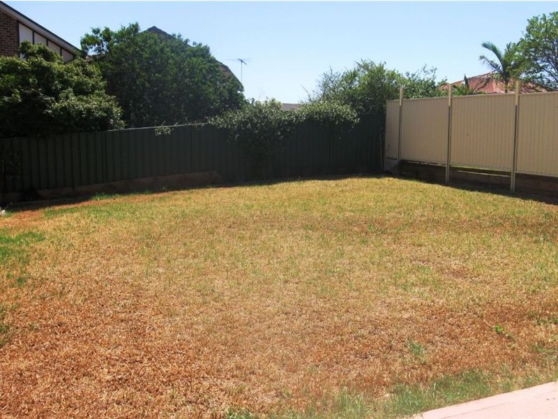 6 Vaucluse Pl, Glen Alpine NSW 2560