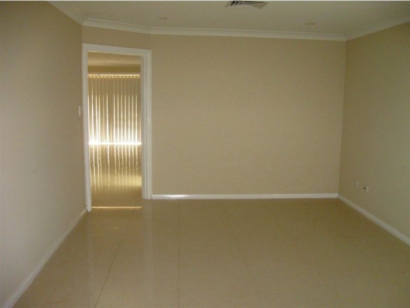 6A Vaucluse, Glen Alpine NSW 2560