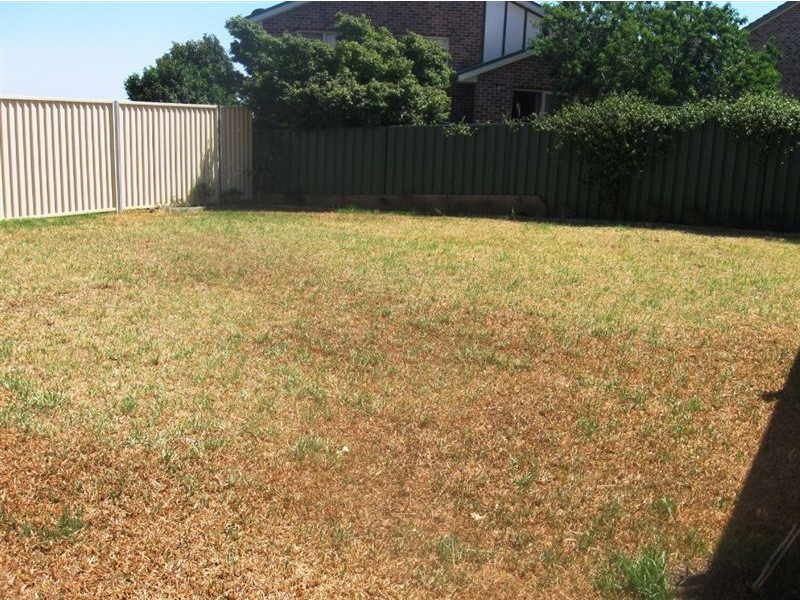 6A Vaucluse, Glen Alpine NSW 2560