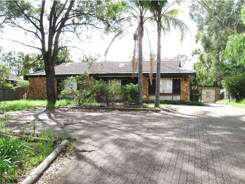 39 Dandenong Cres, Ruse NSW 2560