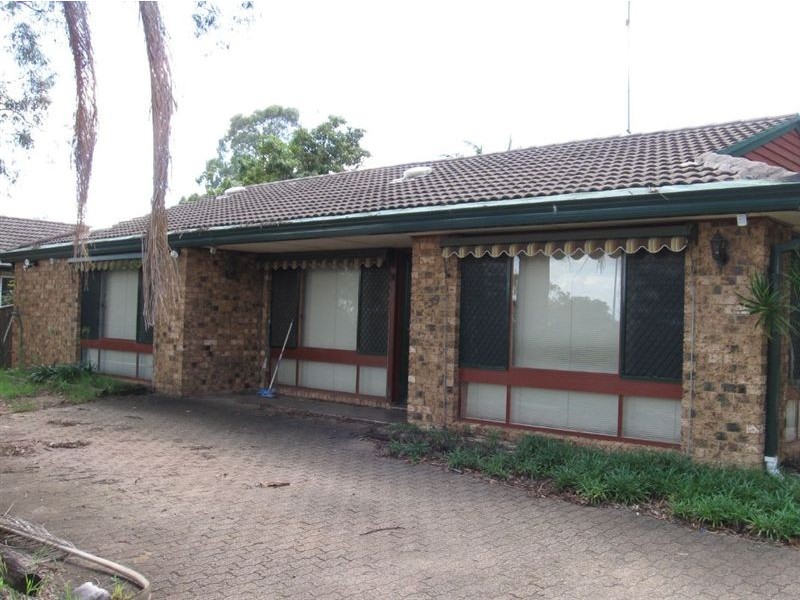 39 Dandenong Cres, Ruse NSW 2560