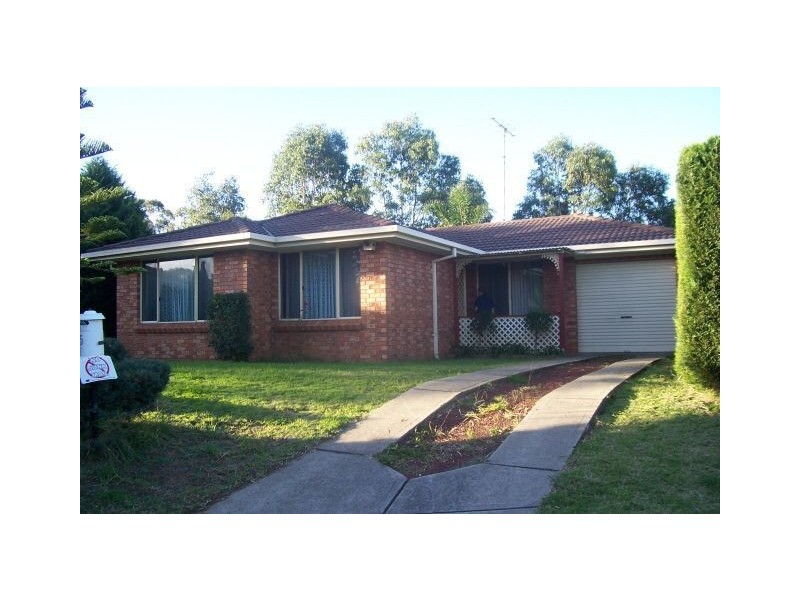 5 Zircon Pl, Eagle Vale NSW 2558