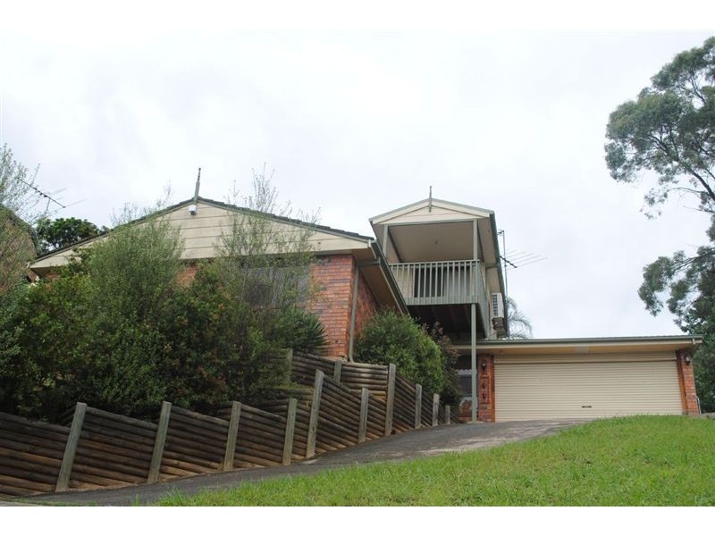 16 Guise Rd, Bradbury NSW 2560