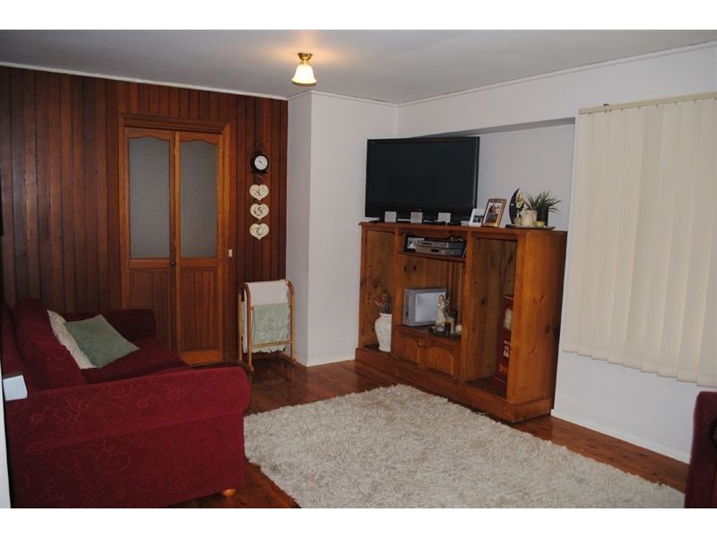 66 Guise Rd, Bradbury NSW 2560