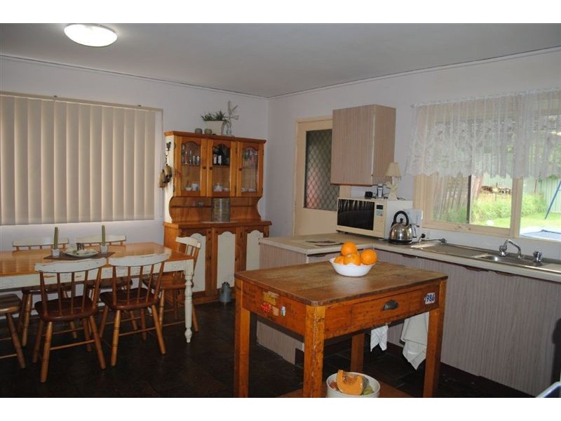 66 Guise Rd, Bradbury NSW 2560