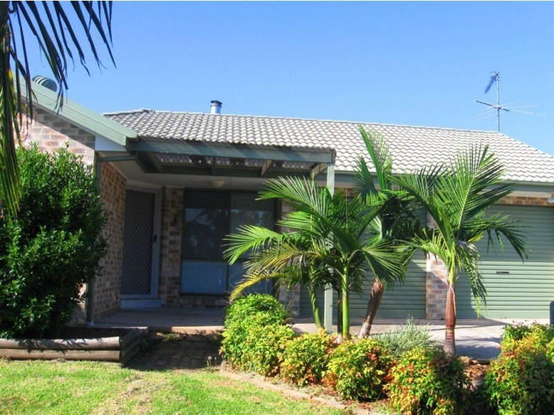 13 Gunn Pl, St Helens Park NSW 2560