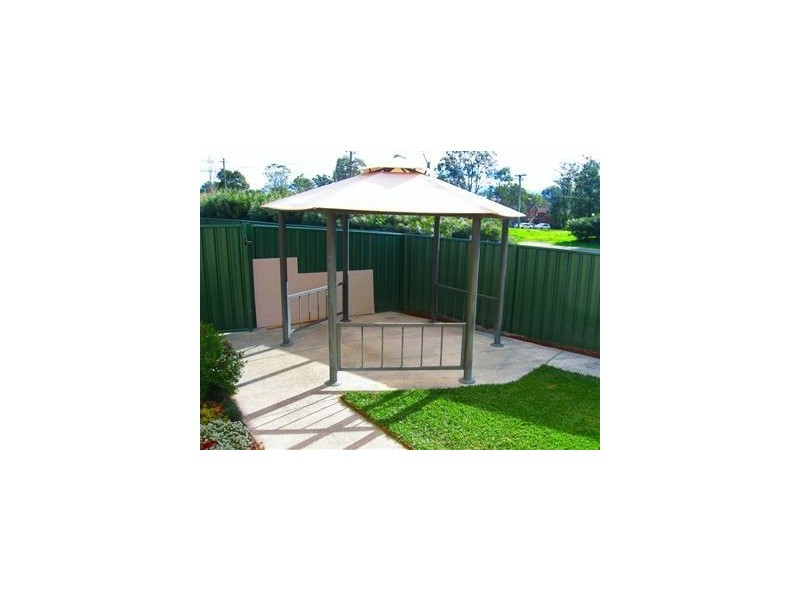 15/3 Illawong Rd, Leumeah NSW 2560