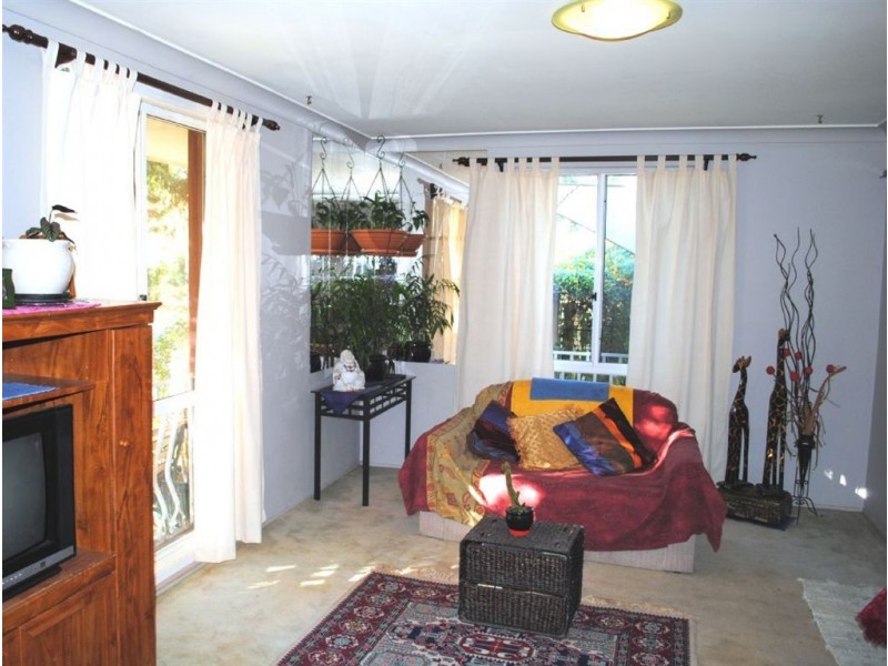 1 Gargery St, Ambarvale NSW 2560