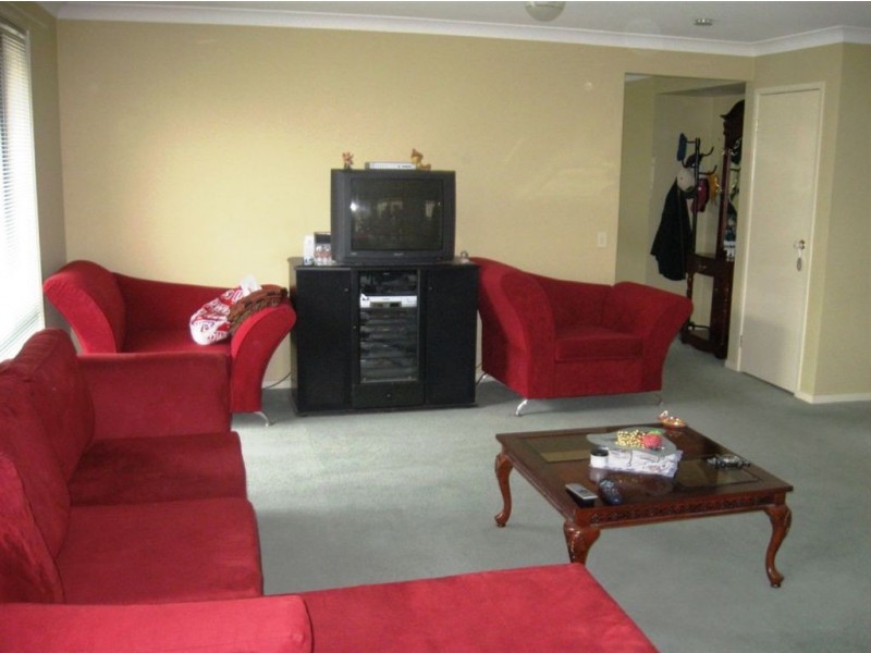 6 The Ark Ave, Blair Athol NSW 2560