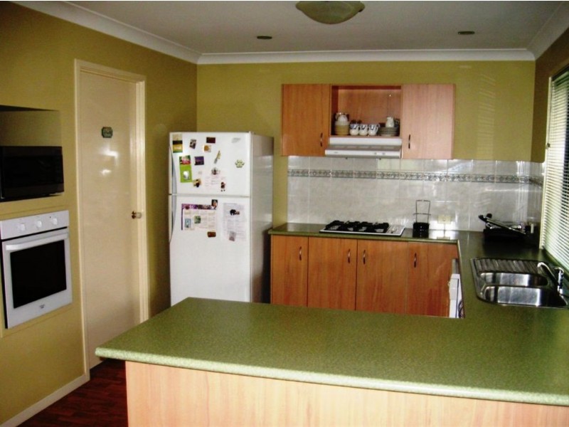 6 The Ark Ave, Blair Athol NSW 2560