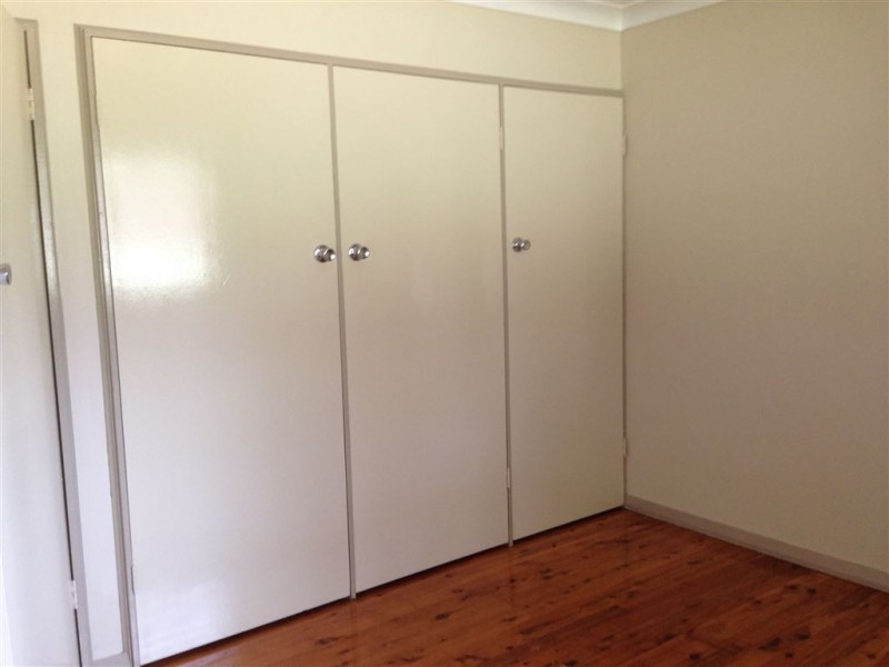 37 Dandenong Cres, Ruse NSW 2560