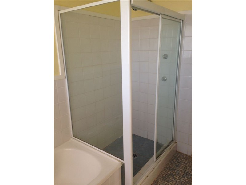 37 Dandenong Cres, Ruse NSW 2560