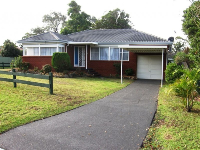 18 Richmond Cres, Campbelltown NSW 2560