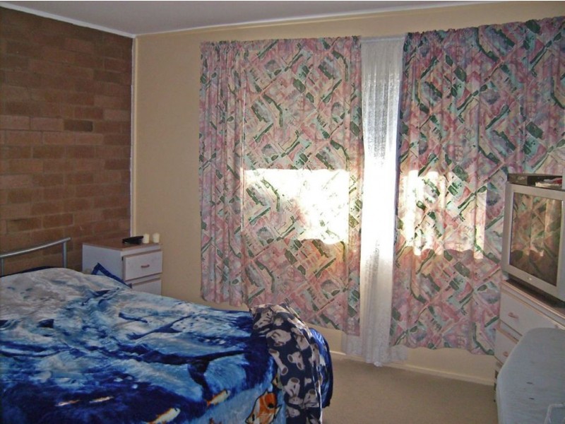 1/41 The Parkway, Bradbury NSW 2560