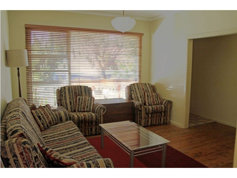 29 Brudenell Ave, Leumeah NSW 2560