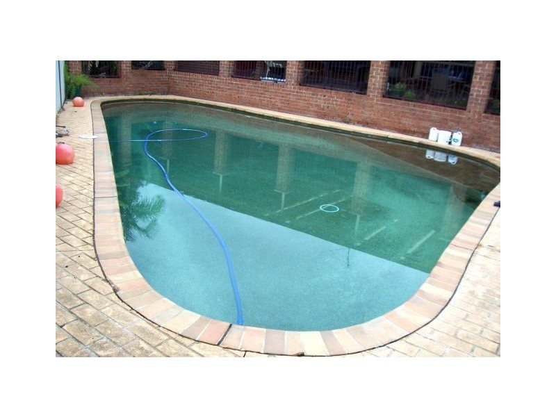 7 Moss Place, St Helens Park NSW 2560