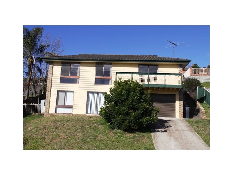 32 Twingleton ave, Ambarvale NSW 2560