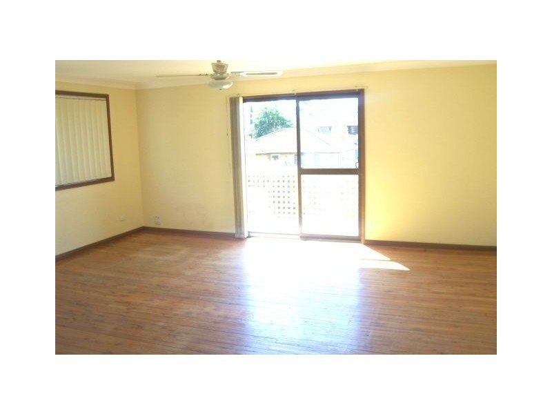 32 Twingleton ave, Ambarvale NSW 2560