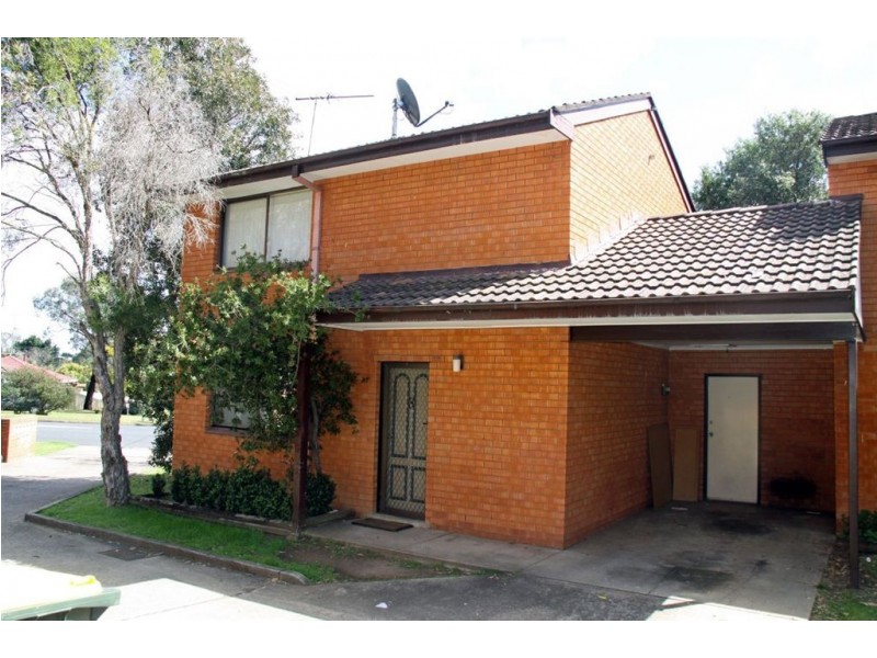 8/26-28 Kingsclare Road, Leumeah NSW 2560